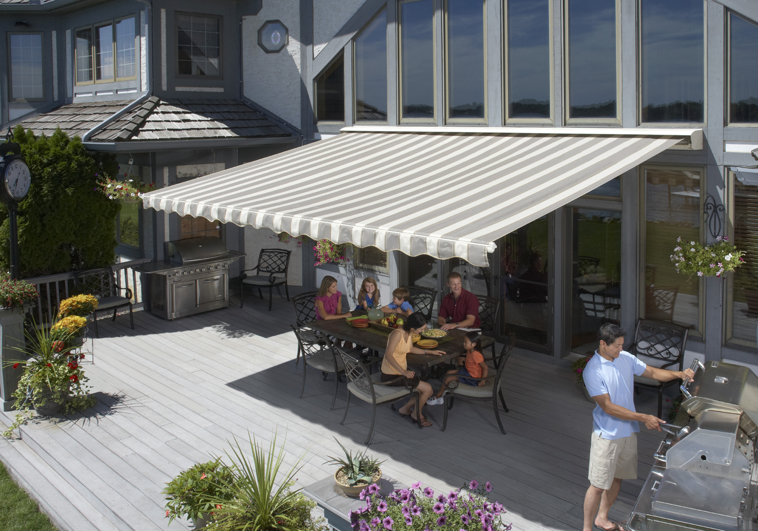 Stay Cool This Summer With A Terrace Awning post thumbnail image