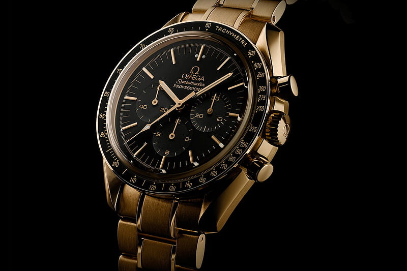 Create a Proclamation with Luxurious Replicated Watches post thumbnail image