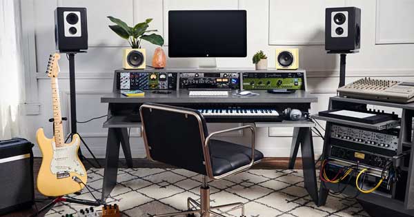 Music Studio Desks: Enhancing Your Workflow and Creativity post thumbnail image